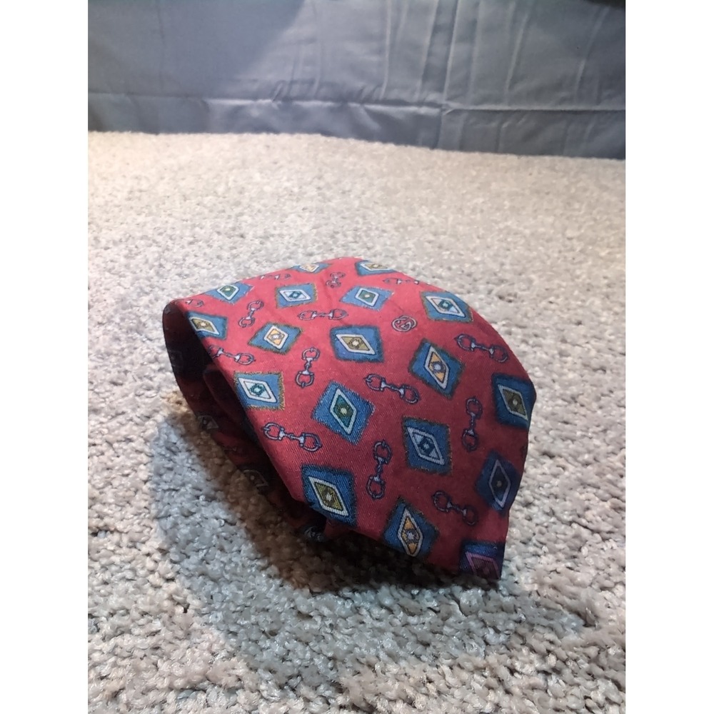 GUCCI Silk Tie Burgundy Red‎ Horse Bit Diamond Pattern Men's Made in Italy